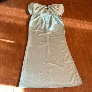 Sage Green Satin Dress Dresses From Pretty Little Thing Sage Green Bodycon Dresses  PrettyLittleThing USA